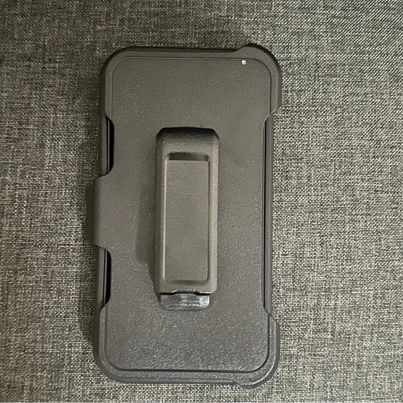 BLACK DEFENDER IPHONE 13 case With Belt Clip - Picture 3 of 4